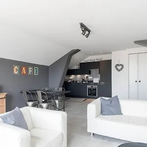 4 étoiles Vue Et Bord De Chez Odette Saint-Malo